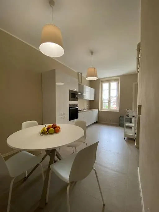 Apartment Home 11 Piacenza